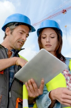 Kladwell scaffolding team at work